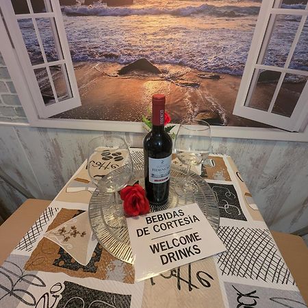 Alicante Postiguet Studios Екстериор снимка