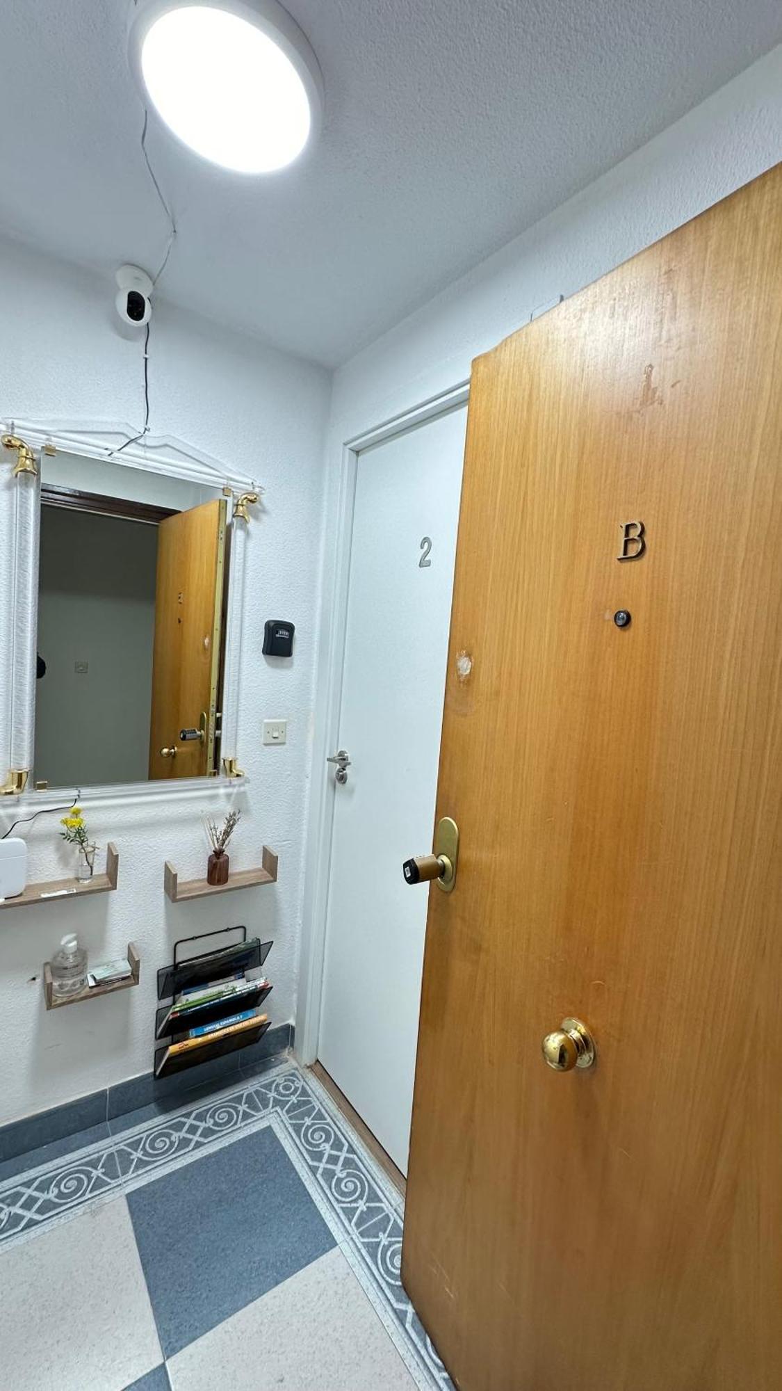 Alicante Postiguet Studios Екстериор снимка