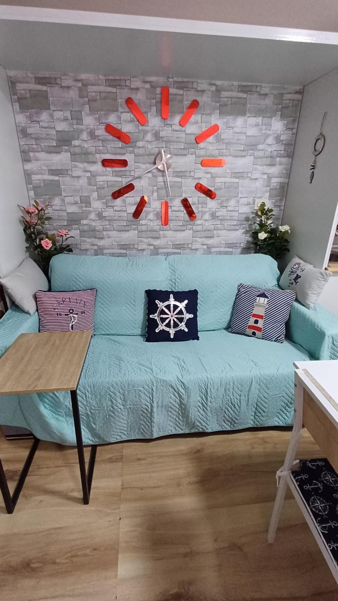 Alicante Postiguet Studios Екстериор снимка