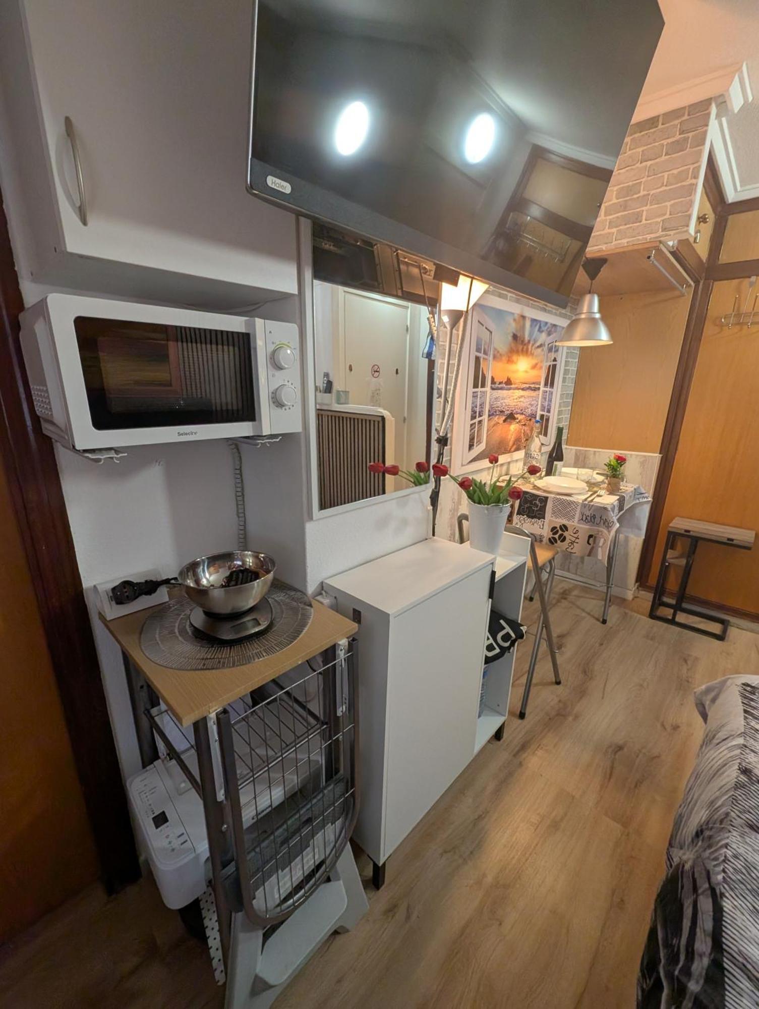 Alicante Postiguet Studios Екстериор снимка